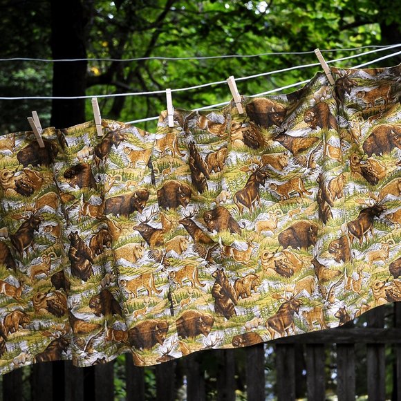 VTG 80's Cotton Wildlife Valence 173" x 22" Mancave Den Bears Cougar Deer Elk - Picture 4 of 10